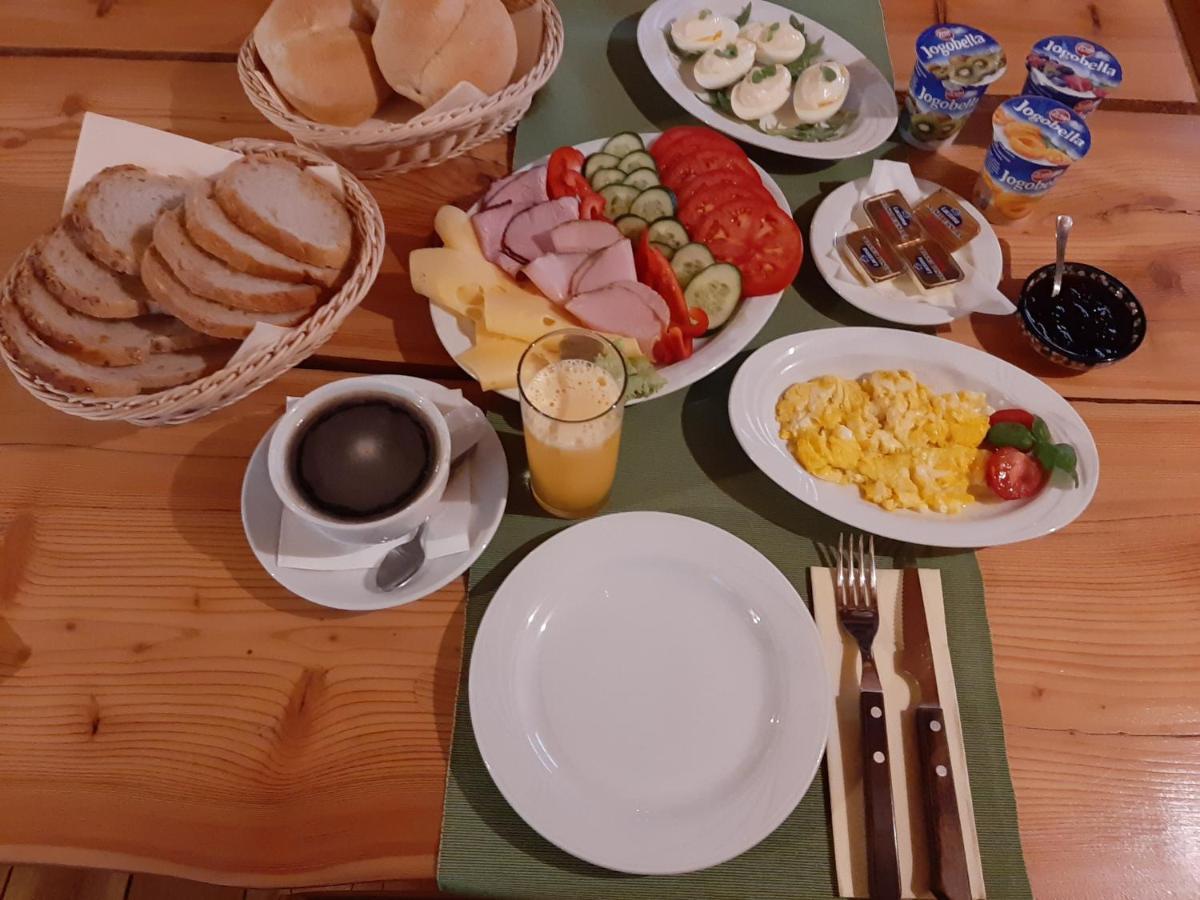 Pod Koziorozcami Hotel Trzebiechow Luaran gambar